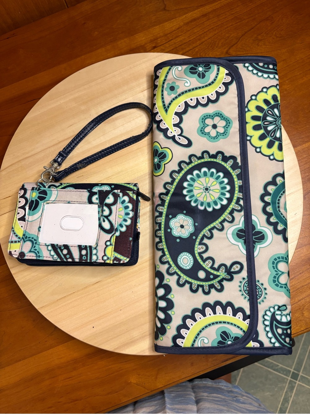 Thirty -one  paisley day  Every day wristlet and hot iron thermal keeper